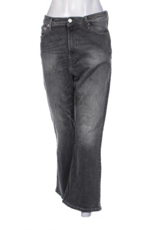 Dámske džínsy  Tommy Jeans, Veľkosť L, Farba Sivá, Cena  103,99 €