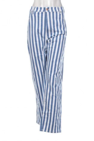 Damskie jeansy Wrangler, Rozmiar XXL, Kolor Kolorowy, Cena 245,99 zł