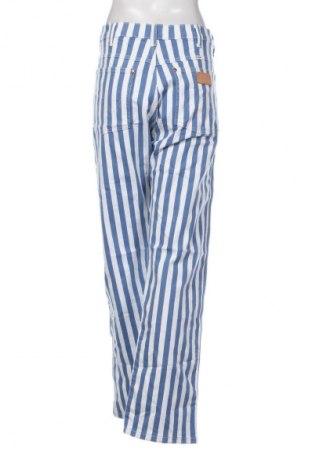 Damskie jeansy Wrangler, Rozmiar XXL, Kolor Kolorowy, Cena 245,99 zł
