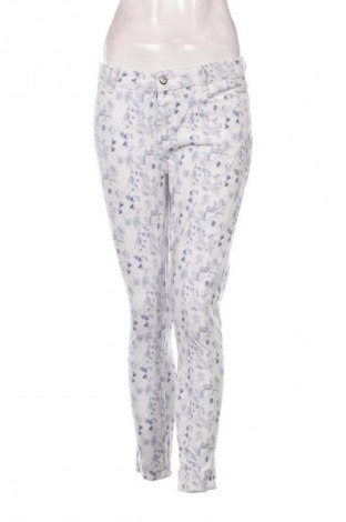 Damen Jeans Yessica, Größe M, Farbe Mehrfarbig, Preis 20,99 €