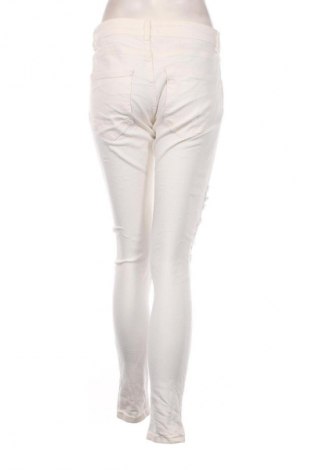 Blugi de femei Zara, Mărime M, Culoare Ecru, Preț 35,99 Lei