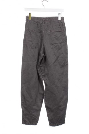 Dámske džínsy  Zara, Veľkosť XS, Farba Sivá, Cena  13,84 €
