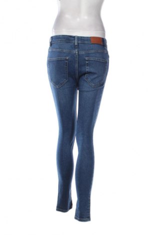 Dámske džínsy  Zara, Veľkosť M, Farba Modrá, Cena  14,00 €
