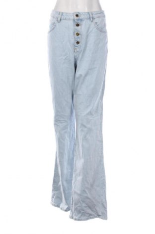 Дамски дънки Zara, Размер L, Цвят Син, Цена 27,99 лв.
