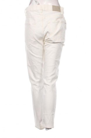 Damskie jeansy Zara, Rozmiar L, Kolor Biały, Cena 91,99 zł