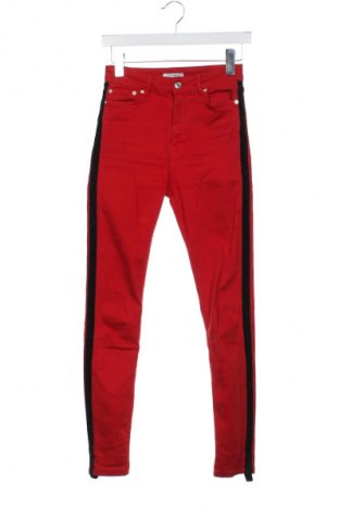 Damskie jeansy Zara, Rozmiar S, Kolor Czerwony, Cena 62,07 zł