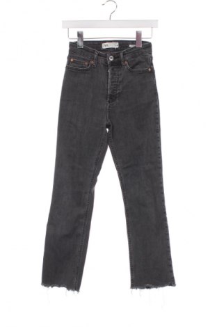 Γυναικείο Τζίν Zara, Μέγεθος XS, Χρώμα Γκρί, Τιμή 37,50 €