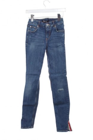 Dámske džínsy  Zara Trafaluc, Veľkosť S, Farba Modrá, Cena  14,00 €
