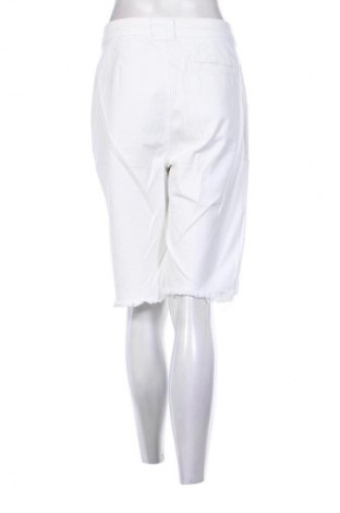 Pantaloni scurți de femei ASOS, Mărime M, Culoare Alb, Preț 87,00 Lei