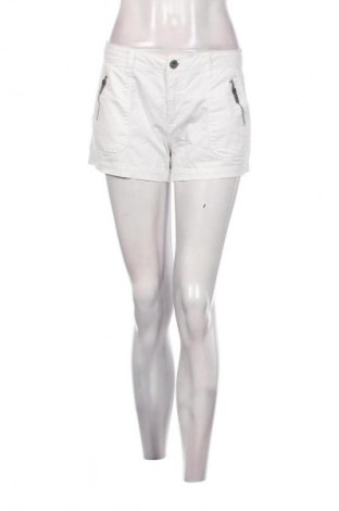 Pantaloni scurți de femei Bien Bleu, Mărime M, Culoare Alb, Preț 61,99 Lei
