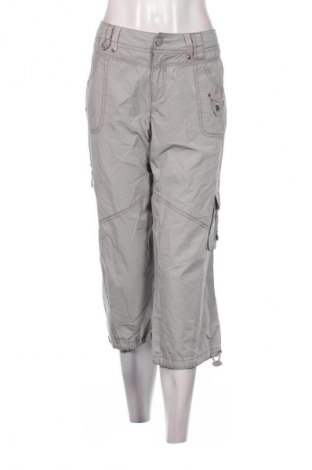 Pantaloni scurți de femei C&A, Mărime XL, Culoare Gri, Preț 61,99 Lei