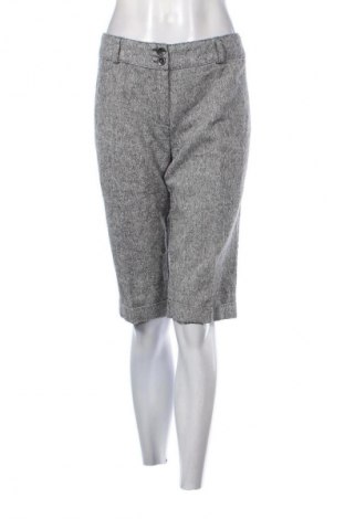 Damen Shorts Collection, Größe M, Farbe Mehrfarbig, Preis 9,72 €