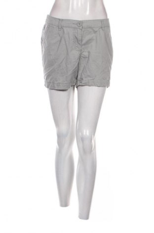 Pantaloni scurți de femei Colours Of The World, Mărime M, Culoare Gri, Preț 61,99 Lei