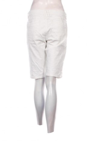 Γυναικείο κοντό παντελόνι Edc By Esprit, Μέγεθος L, Χρώμα Λευκό, Τιμή 21,99 €