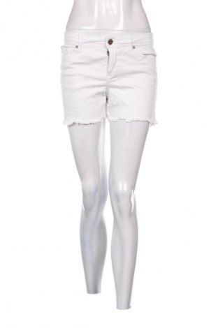 Pantaloni scurți de femei Esmara, Mărime S, Culoare Alb, Preț 48,47 Lei