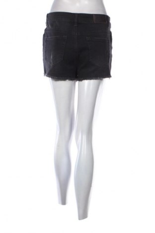 Damen Shorts Fb Sister, Größe M, Farbe Schwarz, Preis 9,74 €