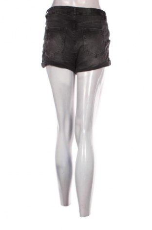 Damen Shorts Fb Sister, Größe M, Farbe Schwarz, Preis 13,99 €