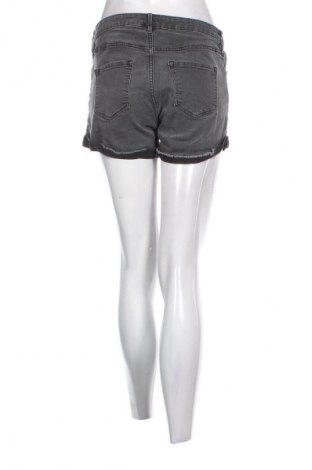 Dámske kraťasy  H&M, Veľkosť M, Farba Čierna, Cena  10,00 €