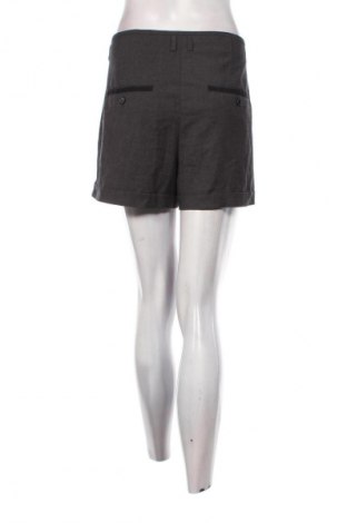 Pantaloni scurți de femei H&M, Mărime XL, Culoare Gri, Preț 61,99 Lei