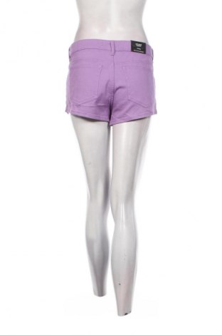 Damen Shorts H&M Divided, Größe L, Farbe Lila, Preis 21,99 €