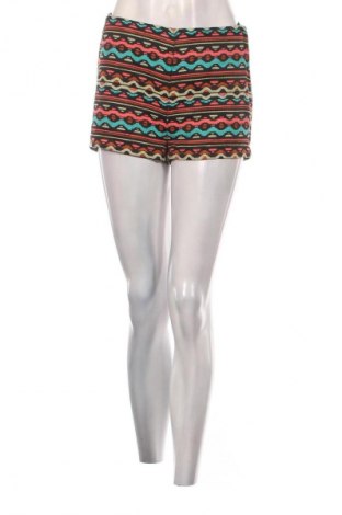 Dámské kraťasy  H&M by Coachella, Velikost S, Barva Vícebarevné, Cena  309,00 Kč