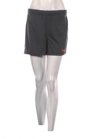 Damen Shorts Hummel, Größe M, Farbe Mehrfarbig, Preis 13,99 €