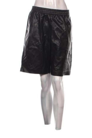 Pantaloni scurți de femei Lindex, Mărime M, Culoare Negru, Preț 61,99 Lei