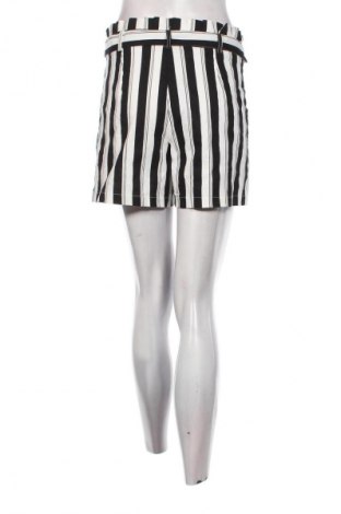 Damen Shorts Mc Lorene, Größe M, Farbe Mehrfarbig, Preis 13,99 €