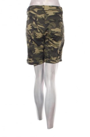 Damskie szorty MissLook, Rozmiar XL, Kolor Kolorowy, Cena 62,99 zł