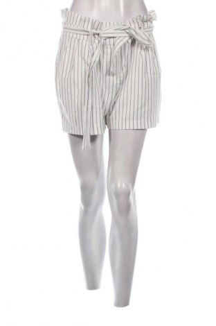 Pantaloni scurți de femei Mohito, Mărime M, Culoare Multicolor, Preț 38,27 Lei
