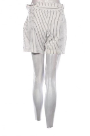 Pantaloni scurți de femei Mohito, Mărime M, Culoare Multicolor, Preț 38,27 Lei