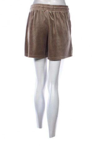 Pantaloni scurți de femei ONLY, Mărime L, Culoare Bej, Preț 50,99 Lei