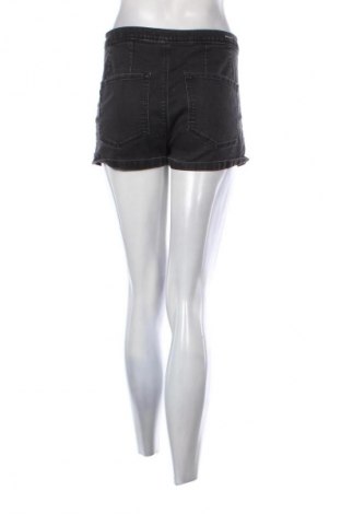 Damen Shorts Pull&Bear, Größe M, Farbe Schwarz, Preis 9,74 €