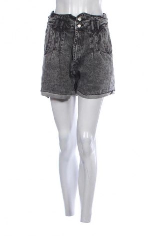 Pantaloni scurți de femei Review, Mărime M, Culoare Gri, Preț 110,99 Lei