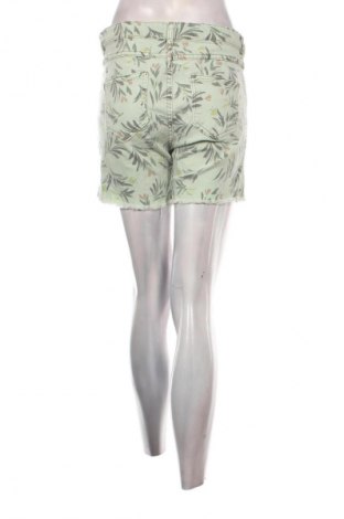 Damen Shorts S.Oliver, Größe L, Farbe Mehrfarbig, Preis 23,99 €