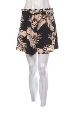 Damen Shorts SHEIN, Größe M, Farbe Mehrfarbig, Preis 13,99 €