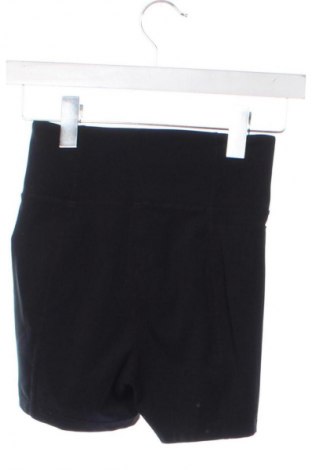 Dámske kraťasy  Stradivarius, Veľkosť XS, Farba Čierna, Cena  9,74 €