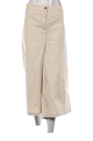 Női rövidnadrág Yessica, Méret 5XL, Szín Bézs, Ár 6 194 Ft