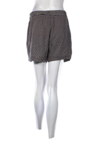 Pantaloni scurți de femei Yessica, Mărime M, Culoare Multicolor, Preț 48,83 Lei