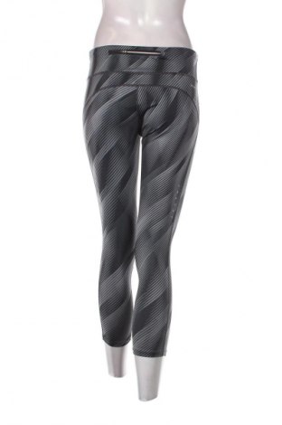 Dámske legíny  Nike, Veľkosť S, Farba Viacfarebná, Cena  19,95 €