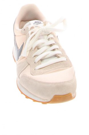 Încălțăminte de damă Nike, Mărime 42, Culoare Multicolor, Preț 227,04 Lei