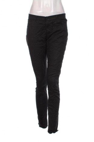 Дамски панталон Armani Jeans, Размер XL, Цвят Черен, Цена 172,99 лв.