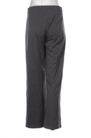 Damenhose Bershka, Größe M, Farbe Grau, Preis € 14,99