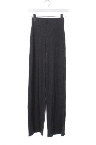 Női nadrág Bershka, Méret XS, Szín Szürke, Ár 5 865 Ft
