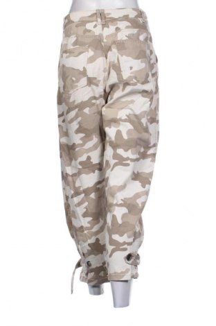 Dámske nohavice Bershka, Veľkosť M, Farba Viacfarebná, Cena  10,22 €