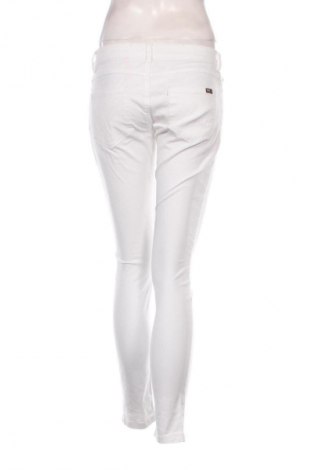 Damenhose ONLY, Größe M, Farbe Weiß, Preis € 18,99