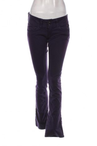 Damskie spodnie Pepe Jeans, Rozmiar M, Kolor Fioletowy, Cena 143,00 zł