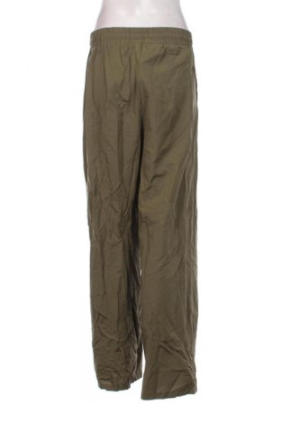 Damenhose Pigalle, Größe M, Farbe Grün, Preis 20,99 €