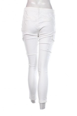 Damenhose Pimkie, Größe M, Farbe Weiß, Preis 8,99 €