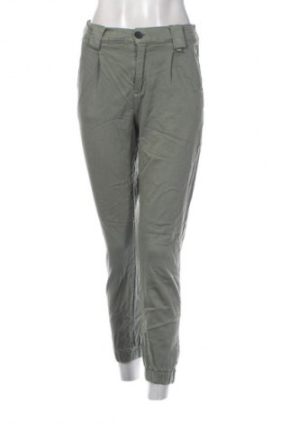 Дамски панталон Premium Denim, Размер M, Цвят Зелен, Цена 12,99 лв.